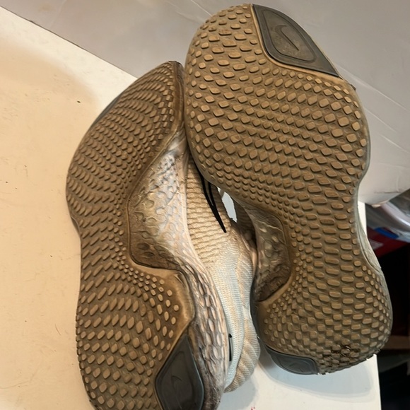 Nike ZoomX Invincible Run Flyknit 2 White University Blue DH5425-100 Sz 7.5 Men - Picture 8 of 8